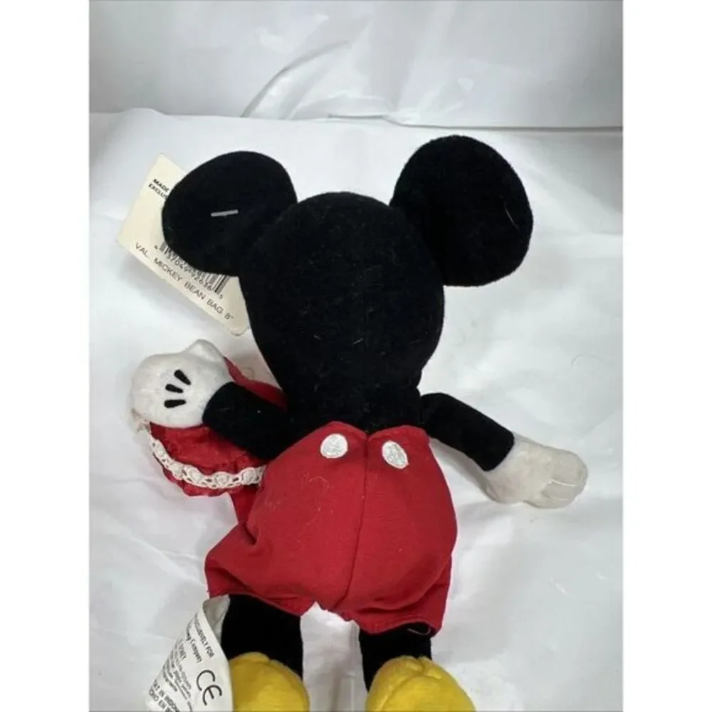 Disney Store Mickey Mouse Valentine Holding Heart Bean Bag Plush With Tag 8‎ in